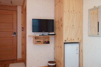 Lee Kang Ga Hotel 2*