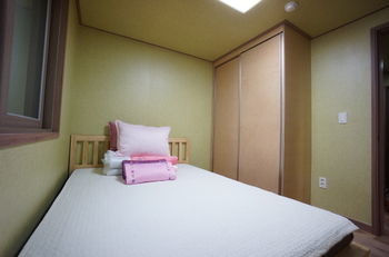 Lee Kang Ga 2* Seoul